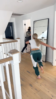 Katie Sigmond feet photo thumbnail