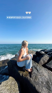 Katie Sigmond feet photo thumbnail