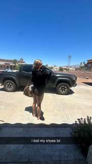 Katie Sigmond feet photo thumbnail