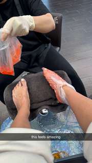 Katie Sigmond feet photo thumbnail