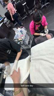Katie Sigmond feet photo thumbnail
