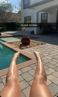 Katie Sigmond feet photo thumbnail