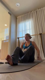 Katie Sigmond feet photo 16