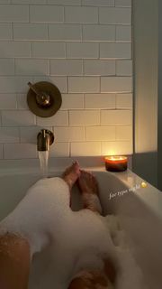 Katie Sigmond feet photo 13