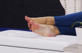 Katie Steiner feet photo 2