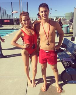 Katie Stevens feet photo thumbnail