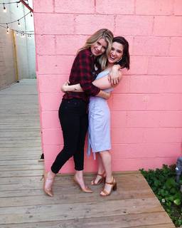 Katie Stevens feet photo thumbnail