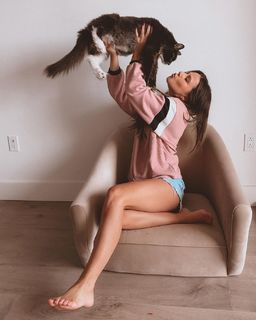 Katie Thurston feet photo 19
