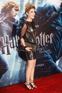 Katie Waissel feet photo 16