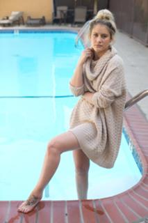 Katie Waissel feet photo 19