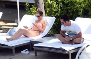 Katie Waissel feet photo 6
