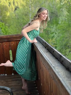 Katie Wilson feet photo 13