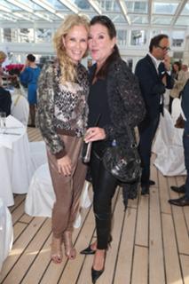 Katja Burkard feet photo thumbnail