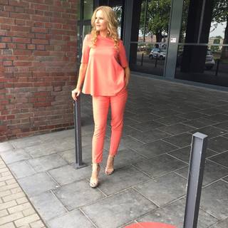 Katja Burkard feet photo thumbnail