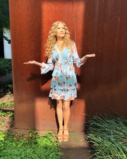 Katja Burkard feet photo thumbnail