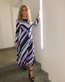 Katja Burkard feet photo thumbnail