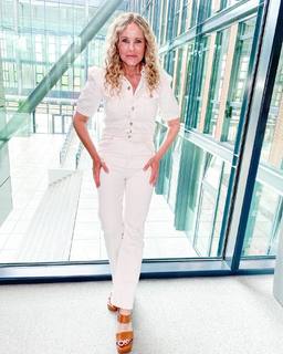 Katja Burkard feet photo thumbnail