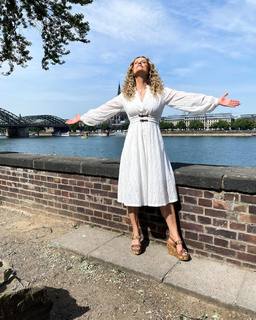 Katja Burkard feet photo thumbnail