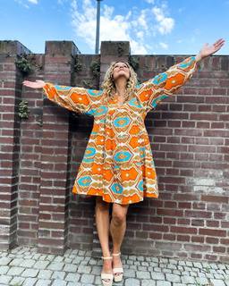 Katja Burkard feet photo thumbnail