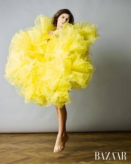 Katja Herbers feet photo thumbnail