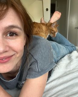 Katja Herbers feet photo thumbnail