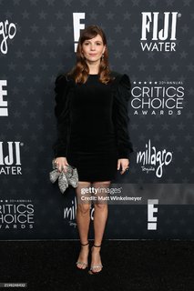 Katja Herbers feet photo thumbnail