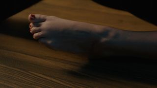 Katja Herbers feet photo thumbnail