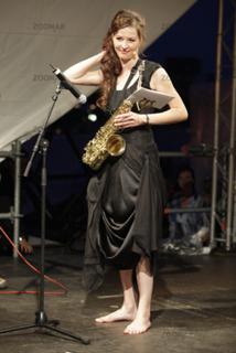 Katrin Bauerfeind feet photo thumbnail