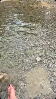 Katrin Bauerfeind feet photo thumbnail