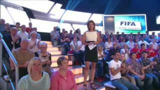 Katrin Müller-Hohenstein feet photo thumbnail