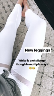 Katrina Bowden feet photo thumbnail