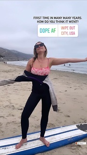 Katrina Bowden feet photo thumbnail