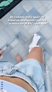 Katrina Bowden feet photo thumbnail