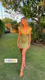 Katrina Bowden feet photo 12