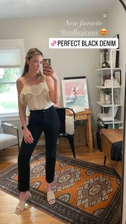 Katrina Bowden feet photo 2