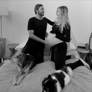 Katrina Bowden feet photo 3