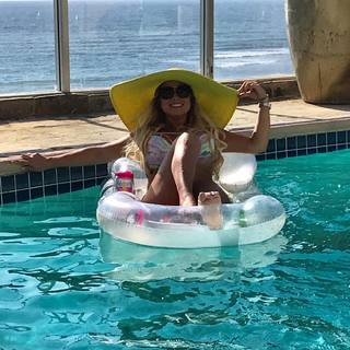 Katrina Johnson feet photo 8
