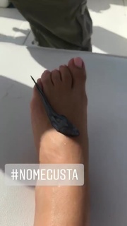 Katrina Johnson feet photo 3