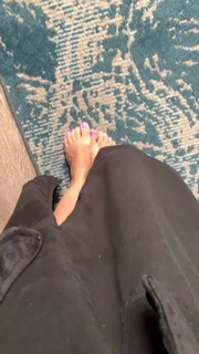 Katrina Johnson feet photo 2