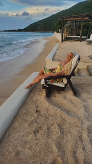 Katrina Johnson feet photo 2