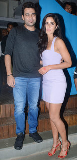 Katrina Kaif feet photo thumbnail