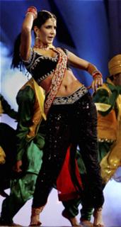 Katrina Kaif feet photo thumbnail