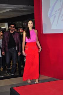 Katrina Kaif feet photo thumbnail