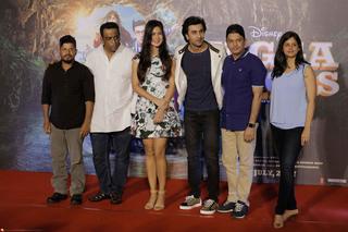 Katrina Kaif feet photo thumbnail