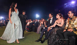 Katrina Kaif feet photo thumbnail