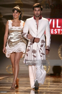 Katrina Kaif feet photo thumbnail