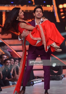 Katrina Kaif feet photo thumbnail