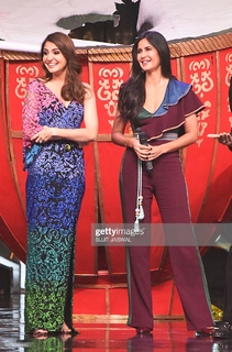 Katrina Kaif feet photo thumbnail