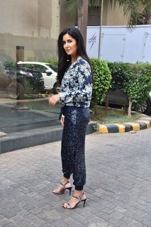 Katrina Kaif feet photo thumbnail
