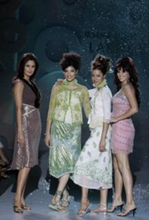 Katrina Kaif feet photo thumbnail